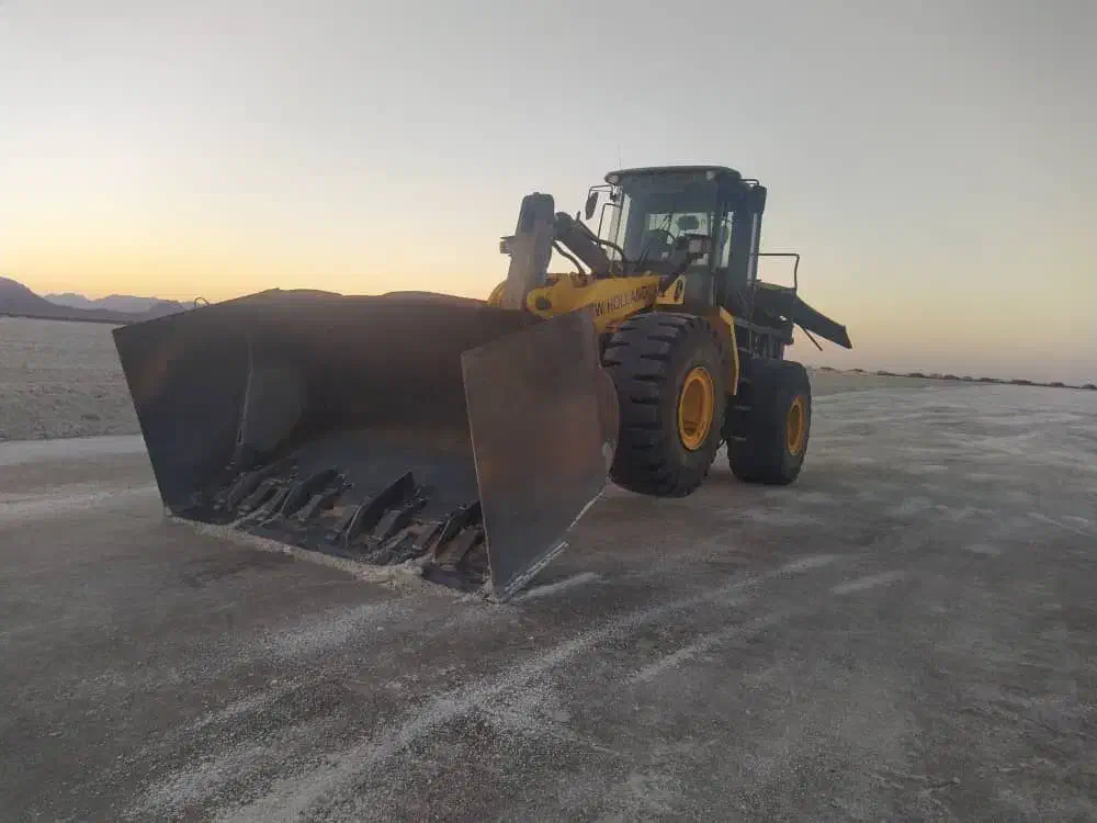 فروش لودر نیوهلند|خودرو سنگین|سیرجان, |دیوار