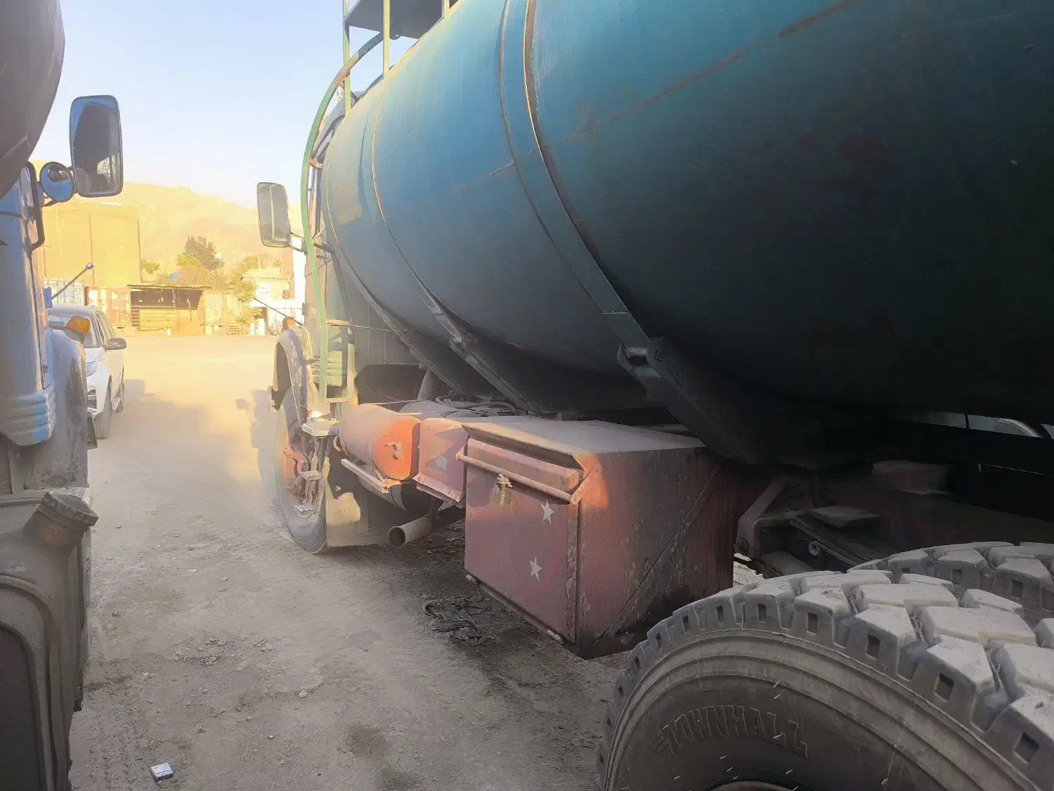 بنز ۱۰ چرخ بالاگیر تانکر آب|خودرو سنگین|ری, علایین|دیوار