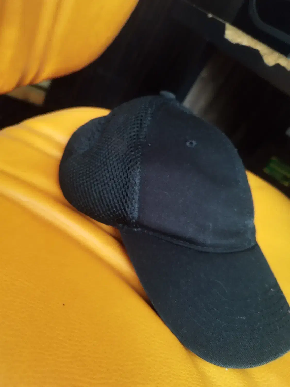 کلاه تابستانی|لباس|رشت, فلسطین|دیوار