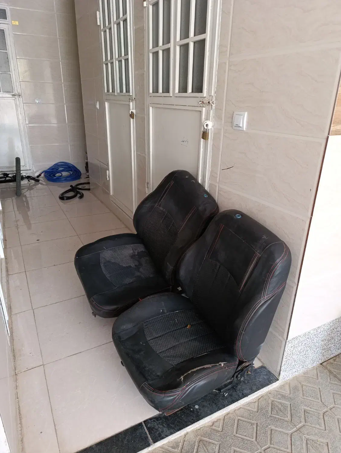 صندلی جلو|قطعات یدکی و لوازم جانبی|شیراز, باجگاه|دیوار