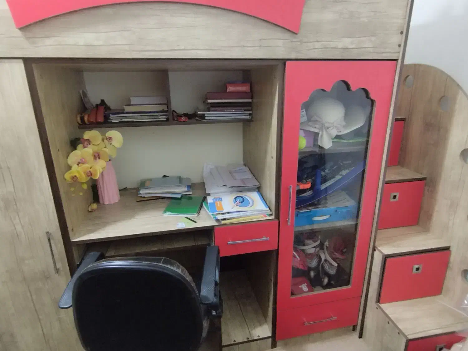 سرویس چوب شامل تخت خواب دوتا کمد و پله های کشویی|تخت و سرویس خواب|محمودآباد, |دیوار