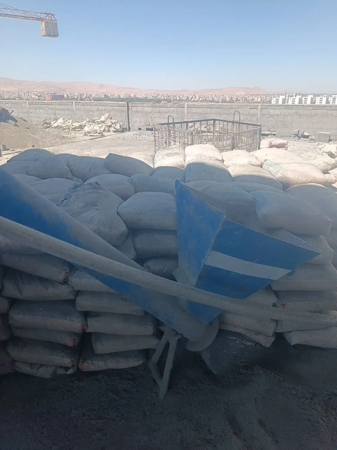 نیازمند نیرو فوم بتن|استخدام معماری، عمران و ساختمانی|کرمانشاه, |دیوار