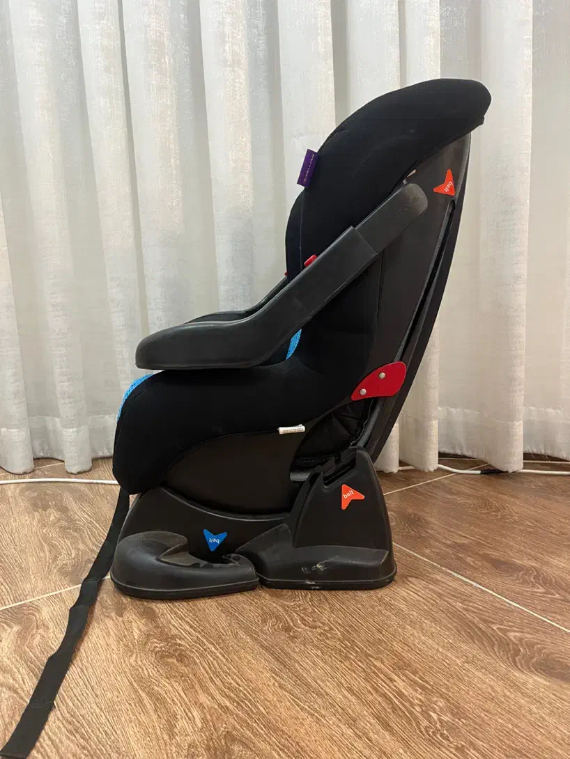 صندلی ماشین کودک|تخت و صندلی بچه|بهنمیر, |دیوار