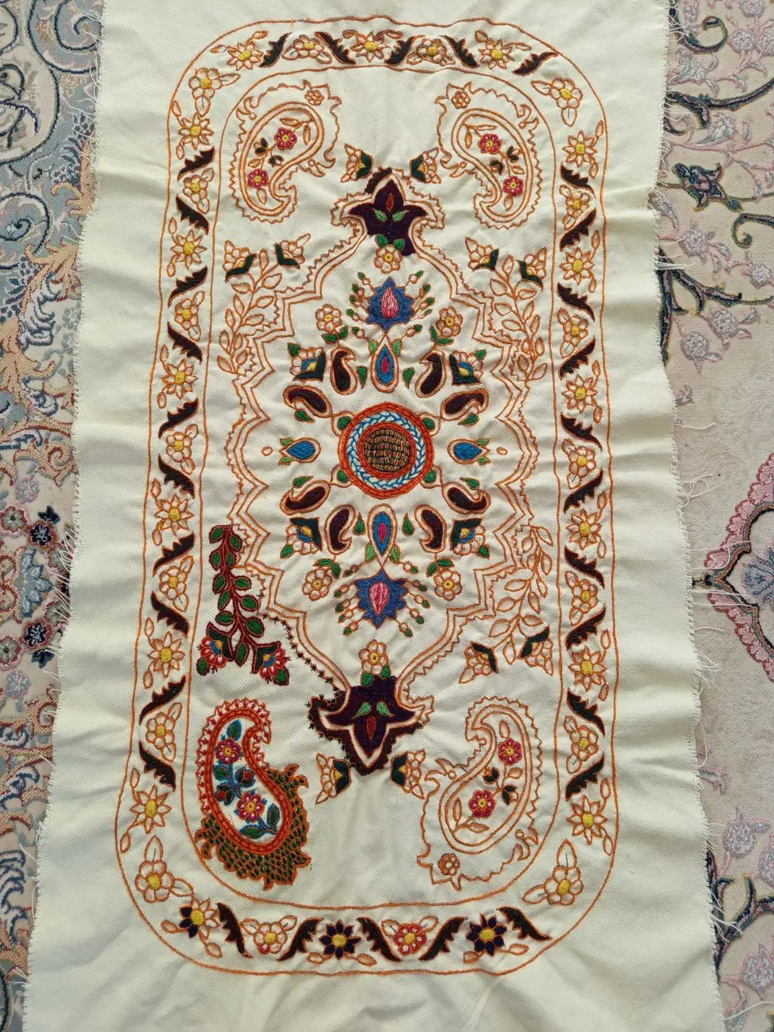 رومیزی پته|پرده، رانر، رومیزی|زرند, |دیوار