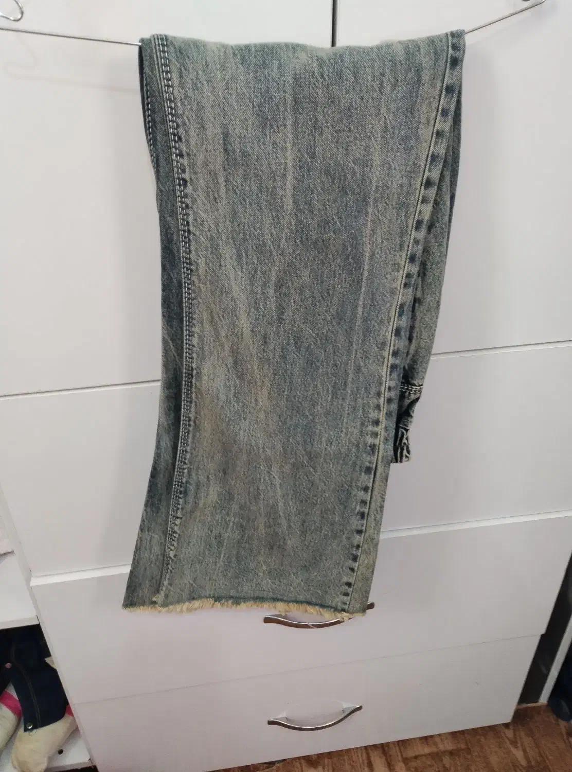 شلوار زنانه|لباس|تربت جام, کشتارگاه|دیوار