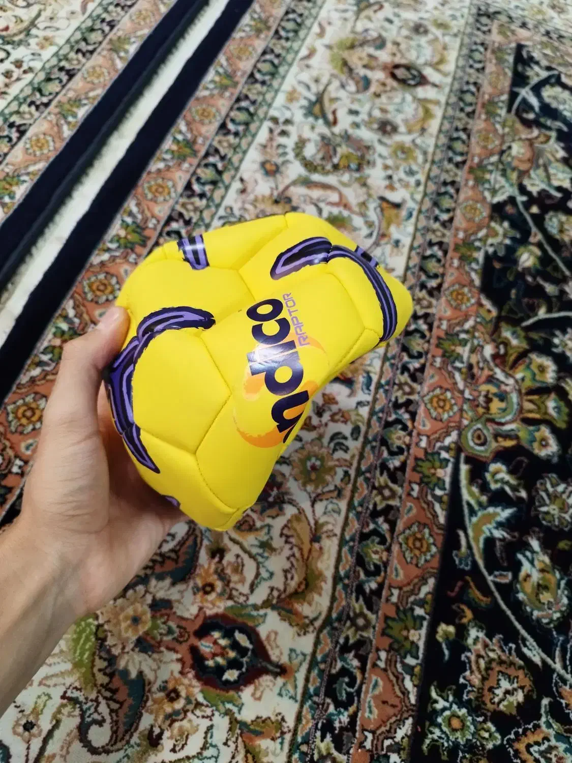 توپ فوتبال کاملا نوو|ورزشهای توپی|گرمدره, |دیوار