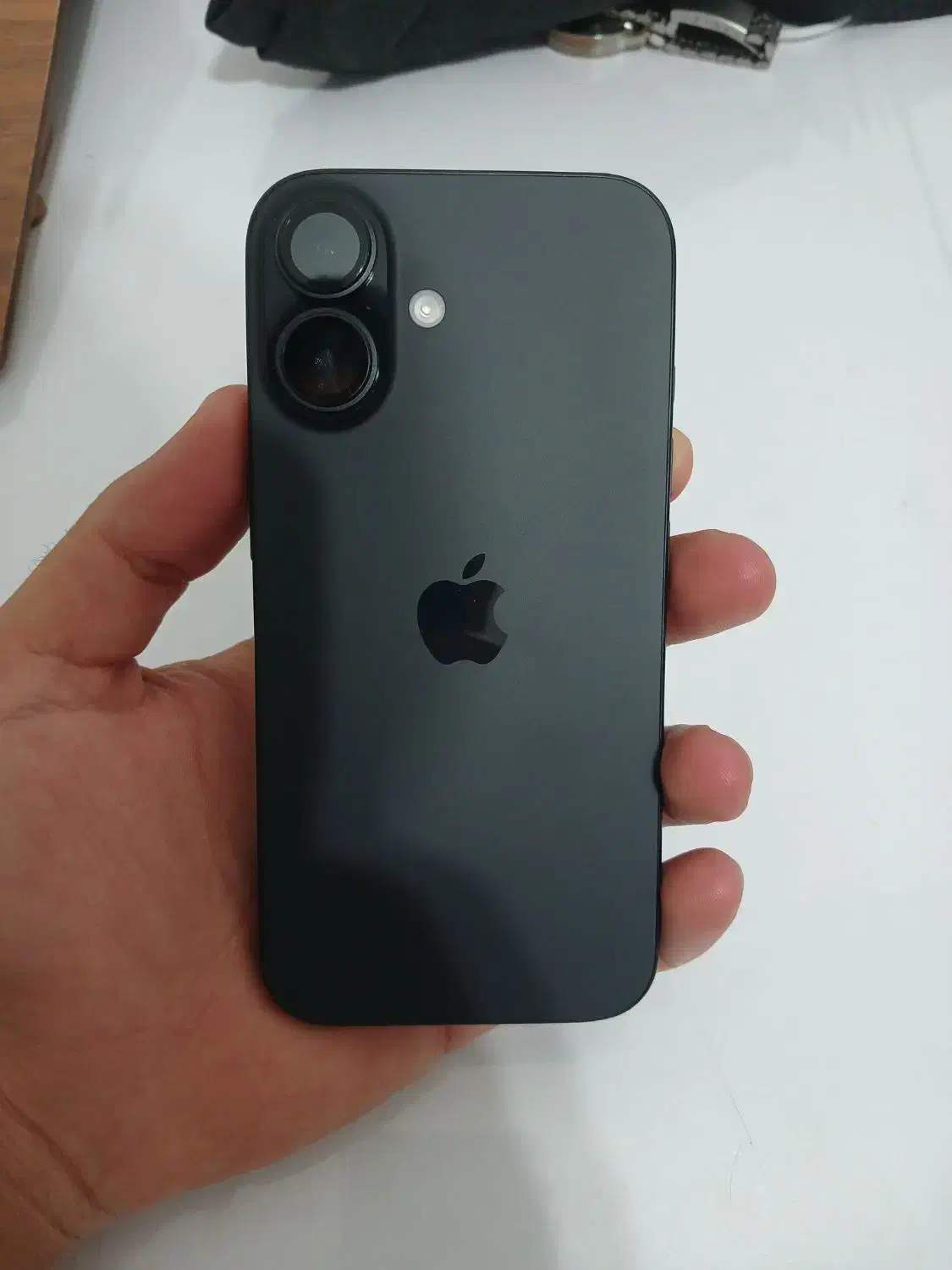 ایفون ۱۶ نرمال|موبایل|همدان, |دیوار