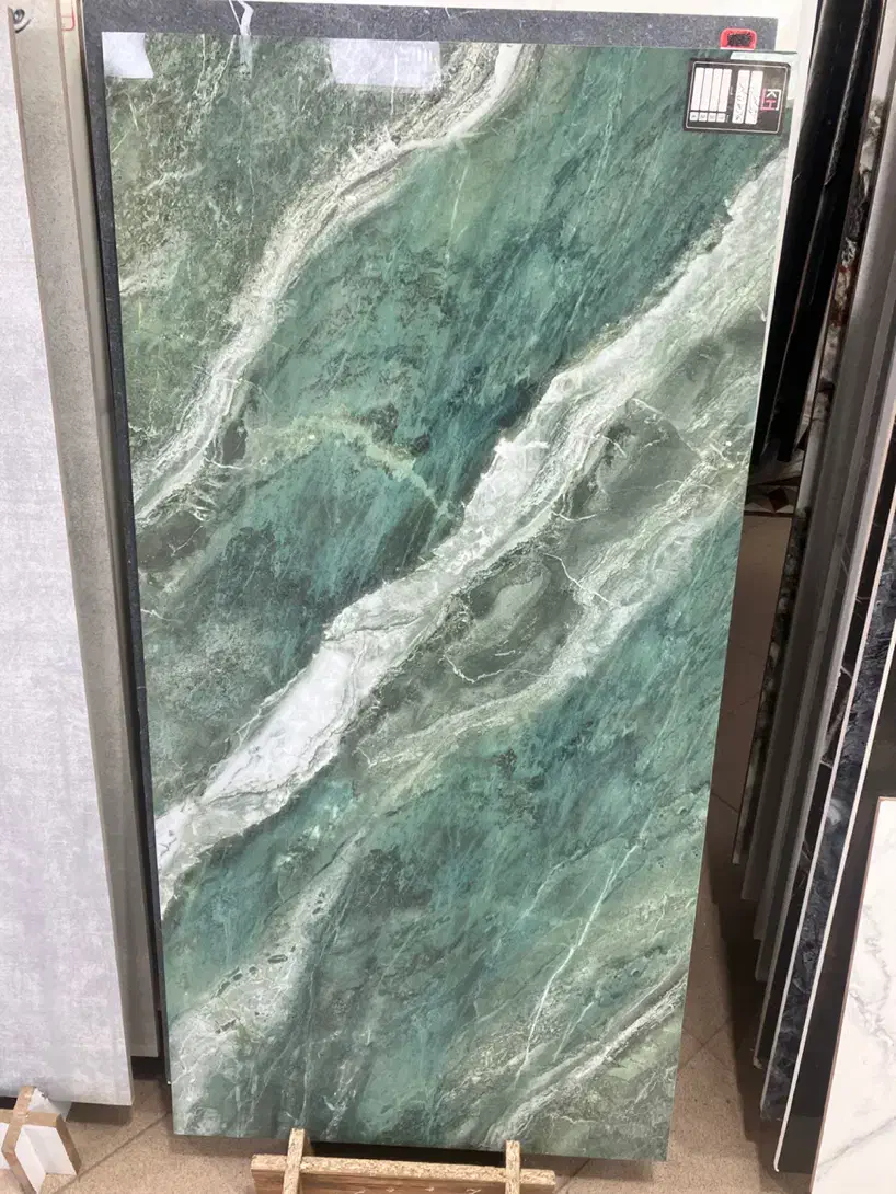 کاشی و سرامیک یزد|مصالح و تجهیزات ساختمان|اندیشه, اندیشه فاز ۲|دیوار