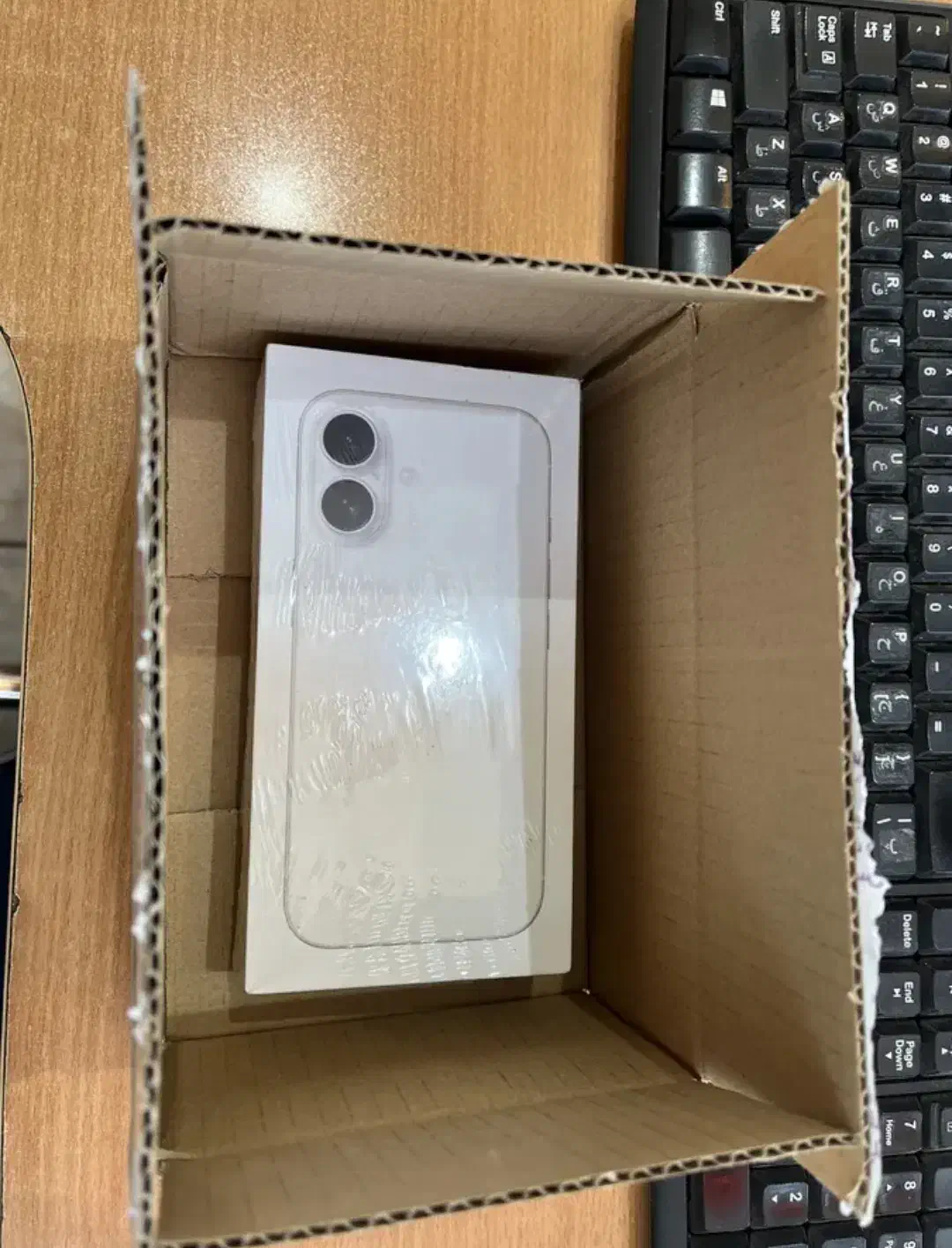 موبایل اپل iPhone 16  دو سیم کارت پلمپ شرکتی|موبایل|میانه, |دیوار