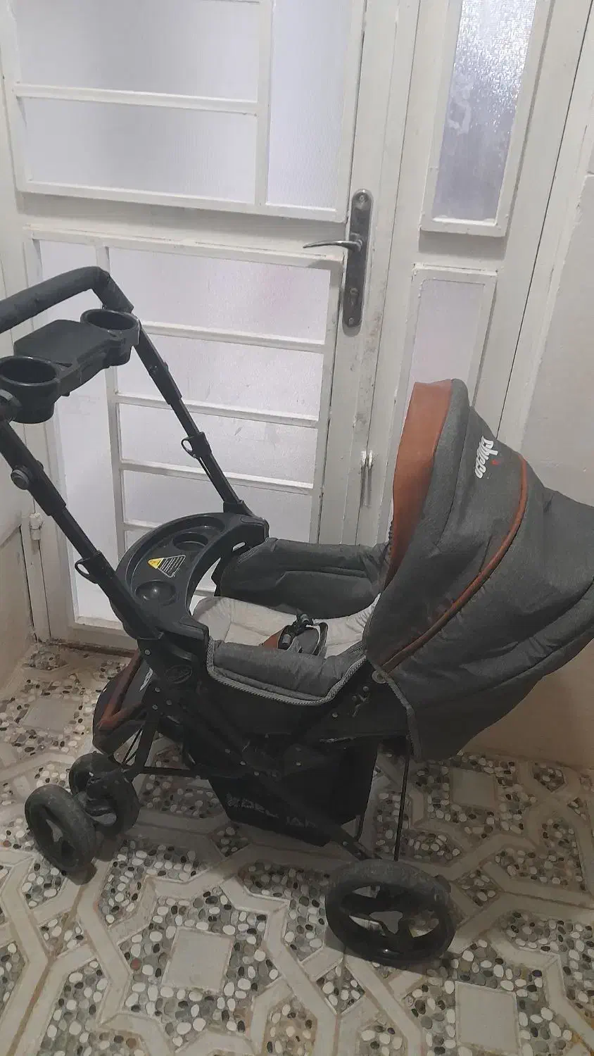 کالسکه بچه|کالسکه و لوازم جانبی|شیراز, میانرود|دیوار