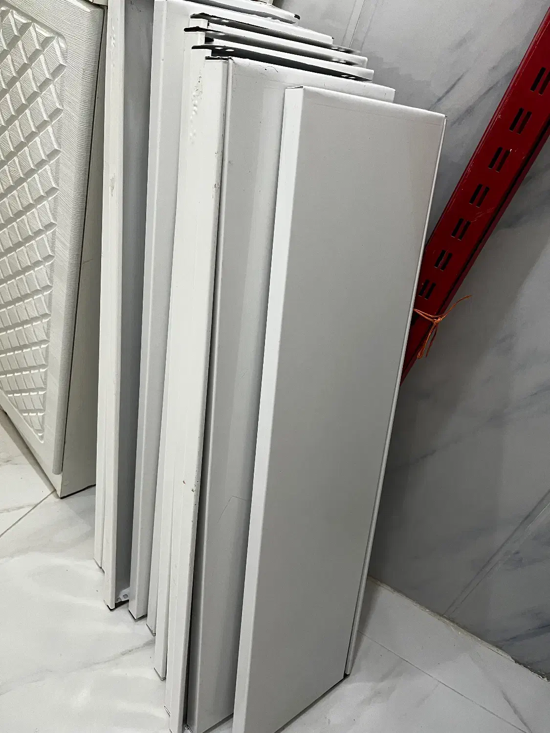 قفسه و پایه|کتابخانه، شلف، قفسه‌های دیواری|آشخانه, |دیوار