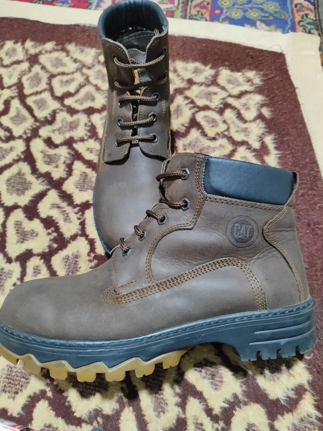 پوتین نیم بوت|کیف، کفش، کمربند|ارومیه, |دیوار