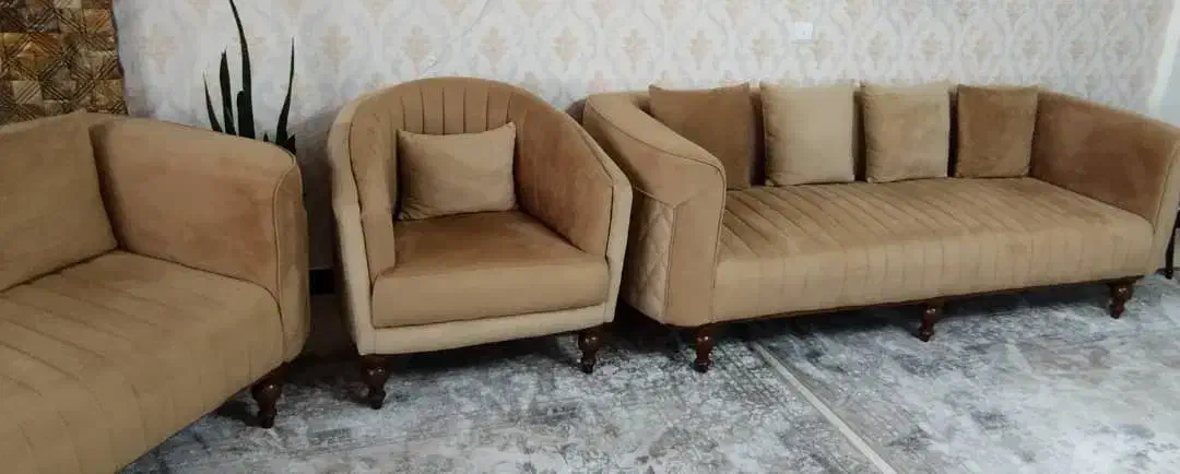 مبل 7نفره و میز نهار خوری 4نفره در حد نو|مبلمان خانگی و میز عسلی|بندرعباس, |دیوار