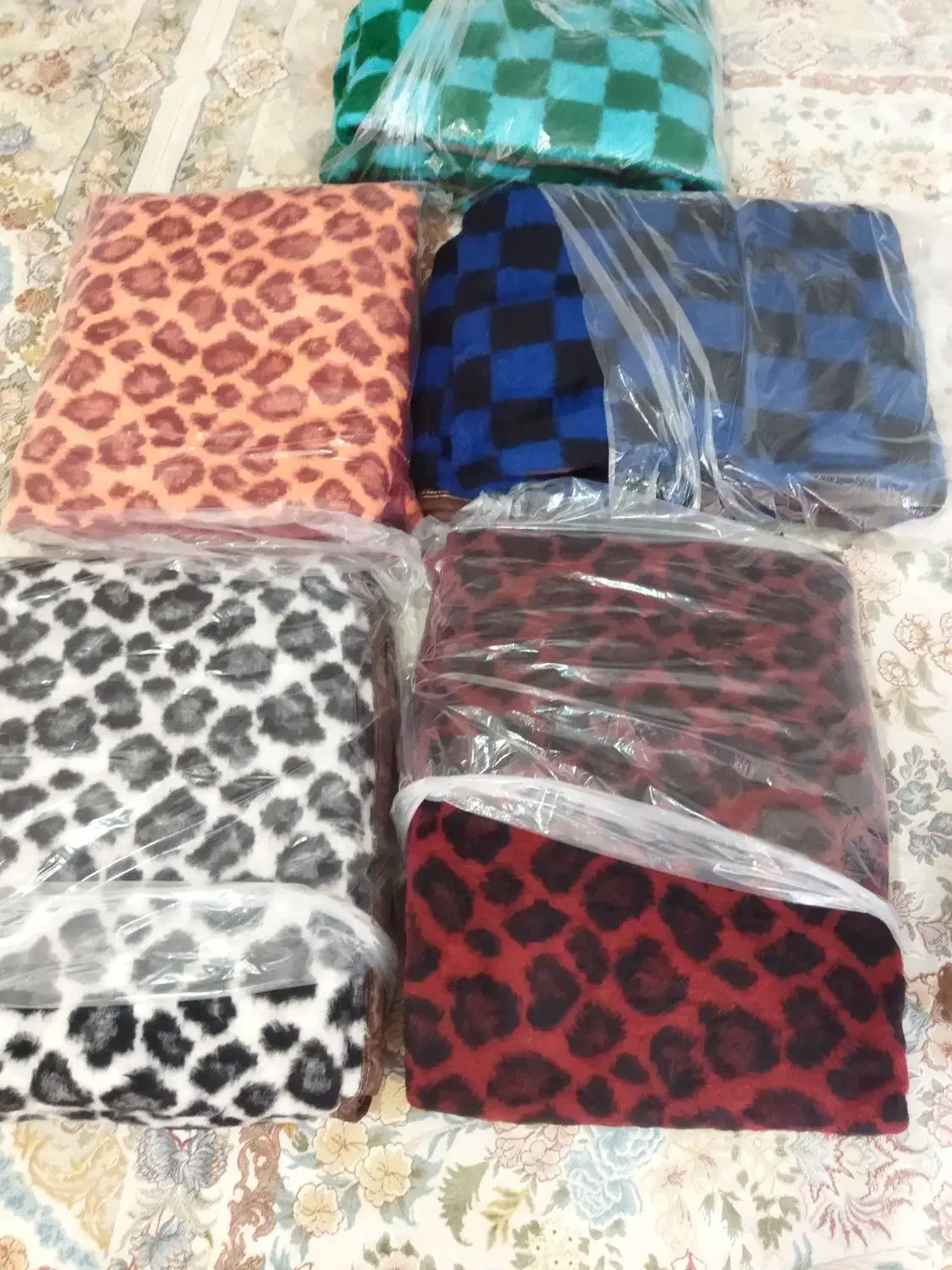 انواع پتو زیر دو نفره|رختخواب، بالش، پتو|کوهدشت, |دیوار