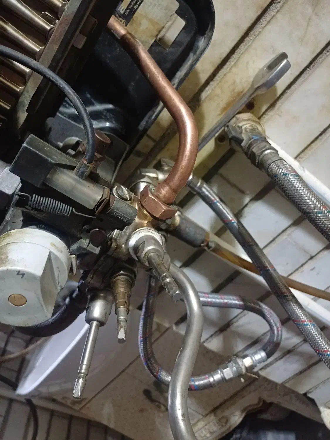 آبگرمکن خرگوش نشان بزرگ سرویس شده|آبگرمکن، پکیج، شوفاژ|اهواز, پادادشهر|دیوار