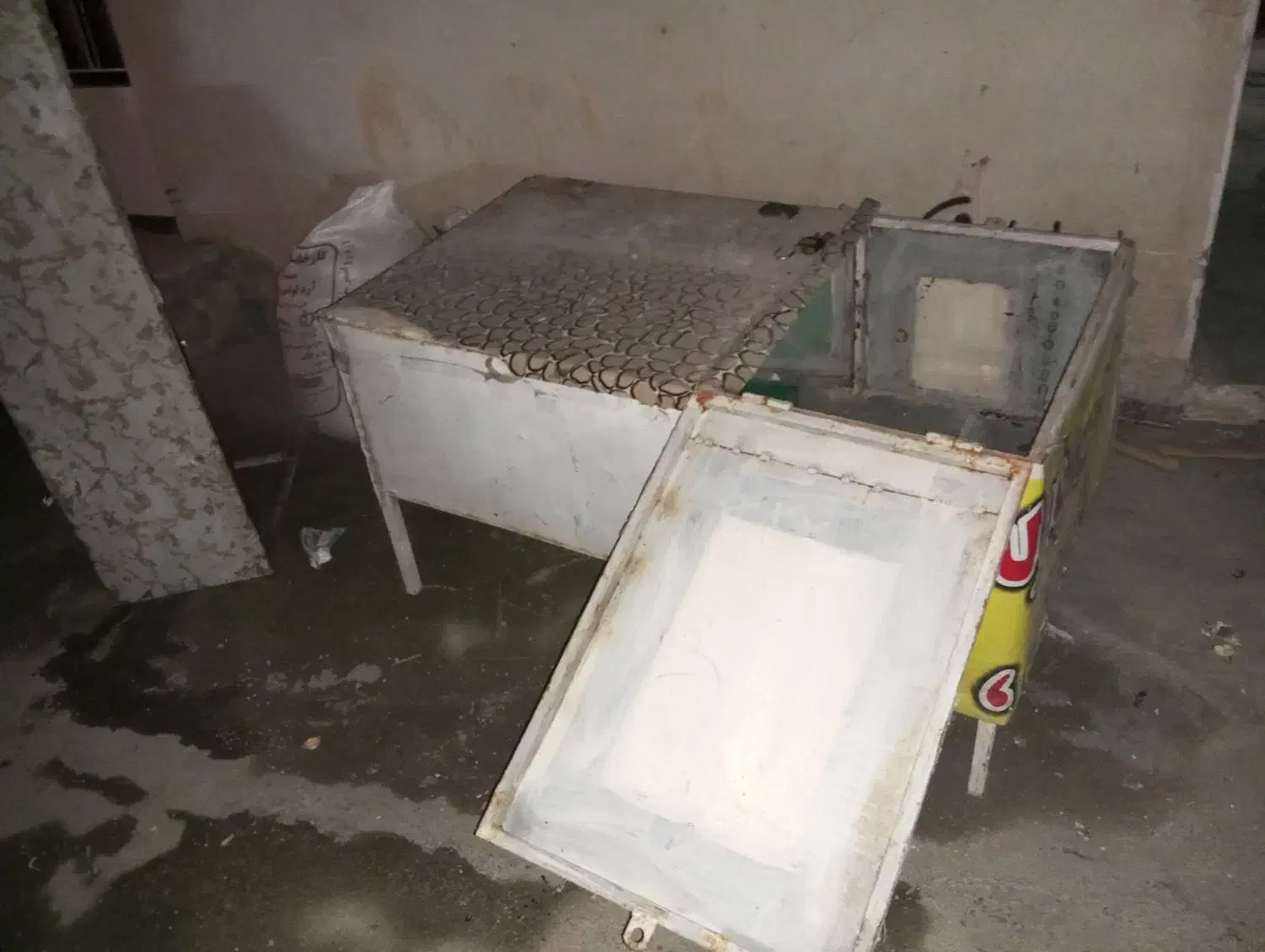 میز جاوسیله|میز و صندلی غذاخوری|جوانرود, |دیوار