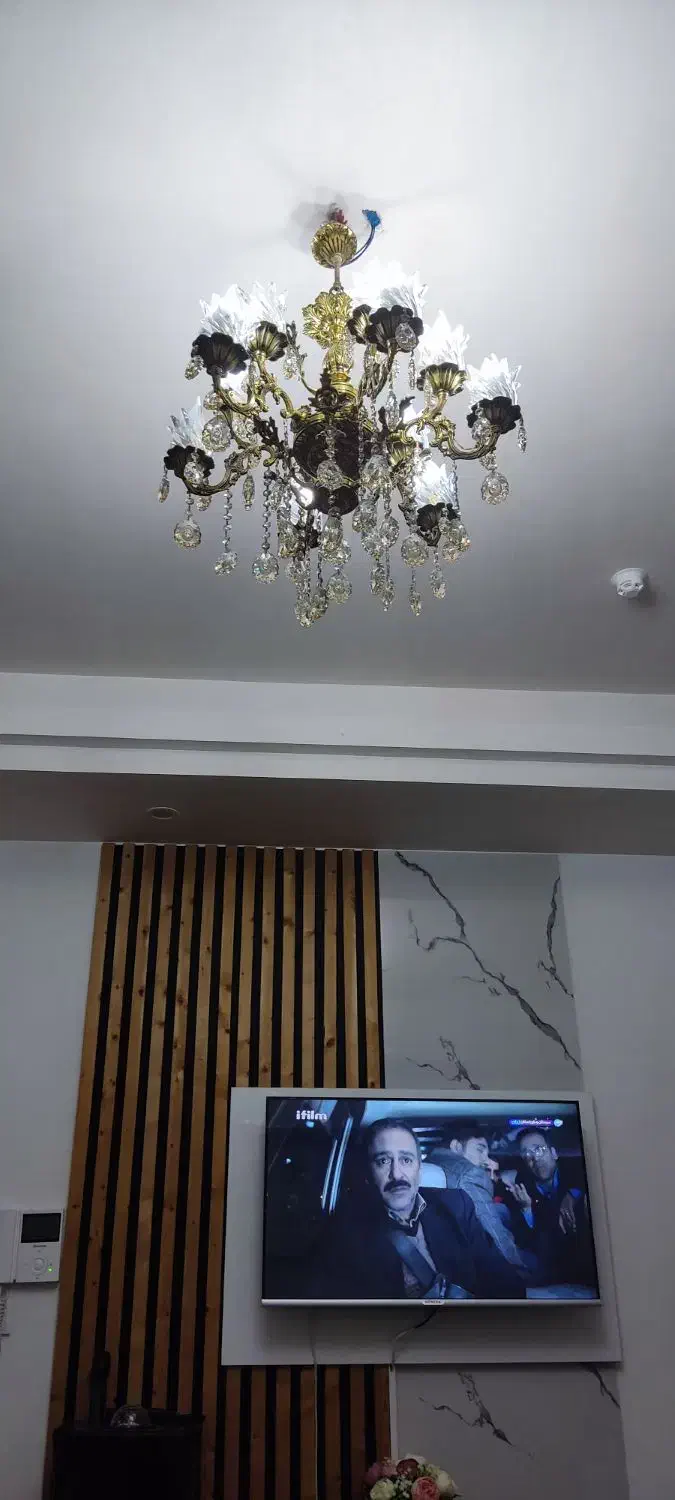 لوستر|لوستر و چراغ آویز|اسلام‌شهر, مظفریه|دیوار