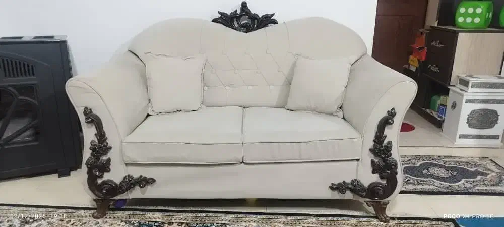 مبل هفت نفره و میز غذاخوری|مبلمان خانگی و میز عسلی|قدس, شهر‌قدس|دیوار