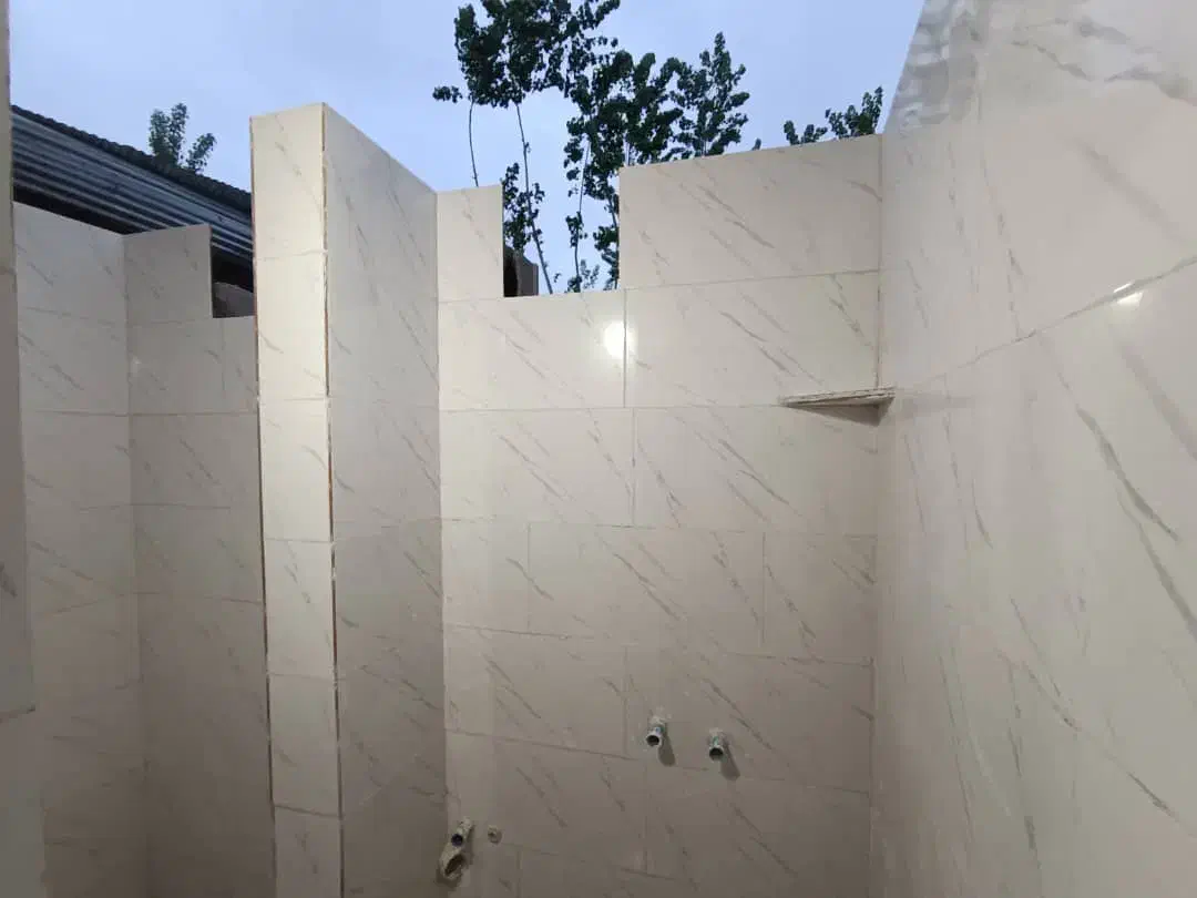 جوشکاری و کاشیکاری و پرسیانا و نصب ماربل شیت|خدمات پیشه و مهارت|لاهیجان, کوی آزادگان|دیوار