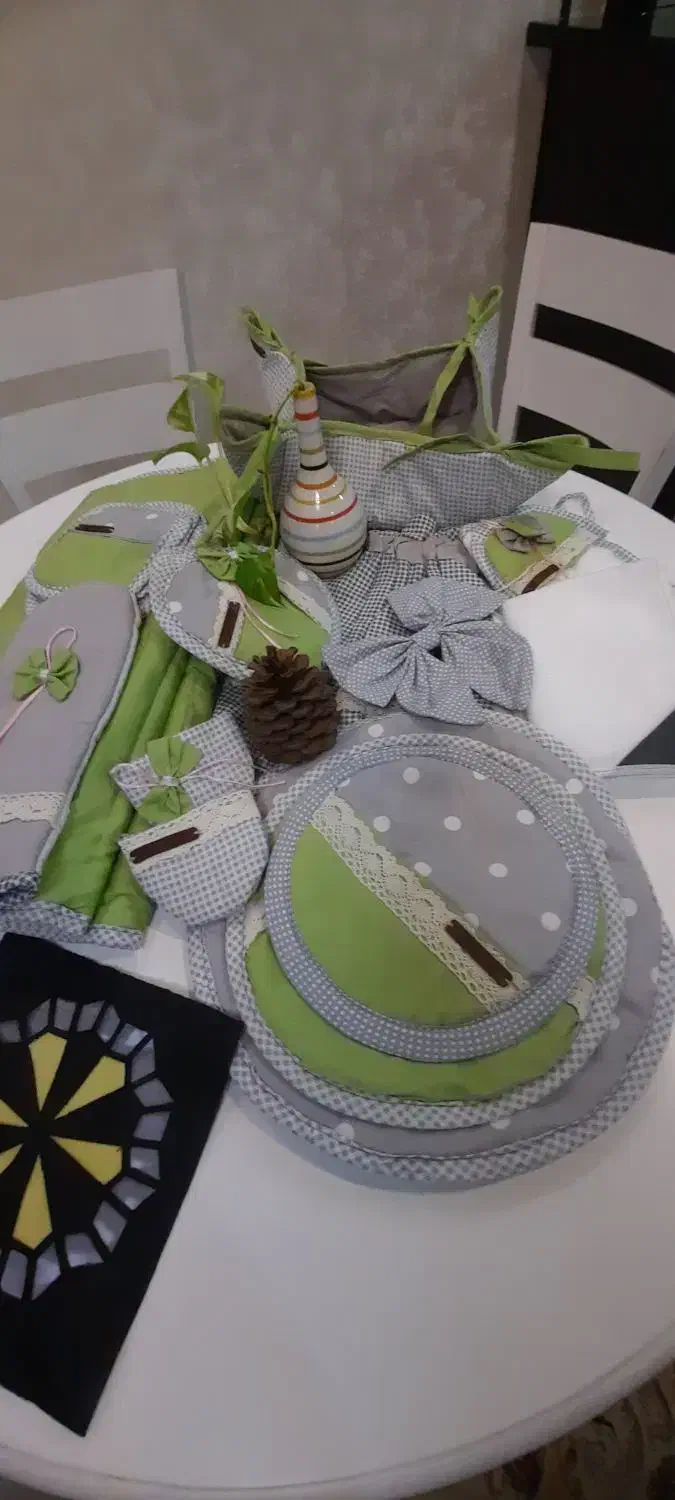 سرویس آشپزخانه ۲۰ پارچه همراه با باکس مخصوص جهیزیه|سفره، حوله، دستمال آشپزخانه|اهواز, گلستان|دیوار