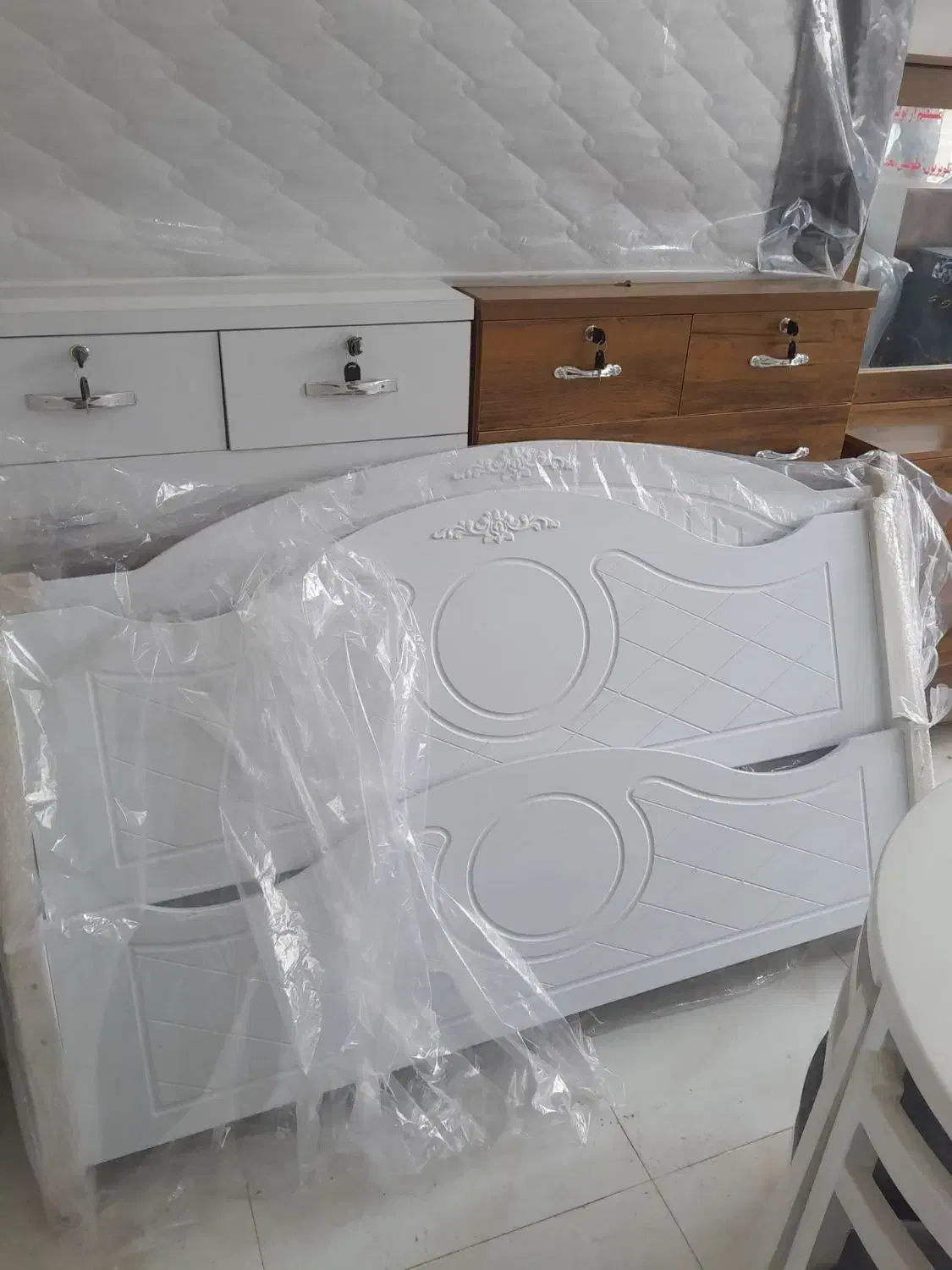 تخت های بارنگبندی با ارسال رایگان دربهشهر|تخت و سرویس خواب|بهشهر, |دیوار