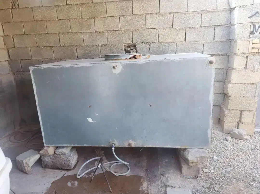 فروش تانکی فلزی دو هزار لیتری|مصالح و تجهیزات ساختمان|مسجد سلیمان, |دیوار