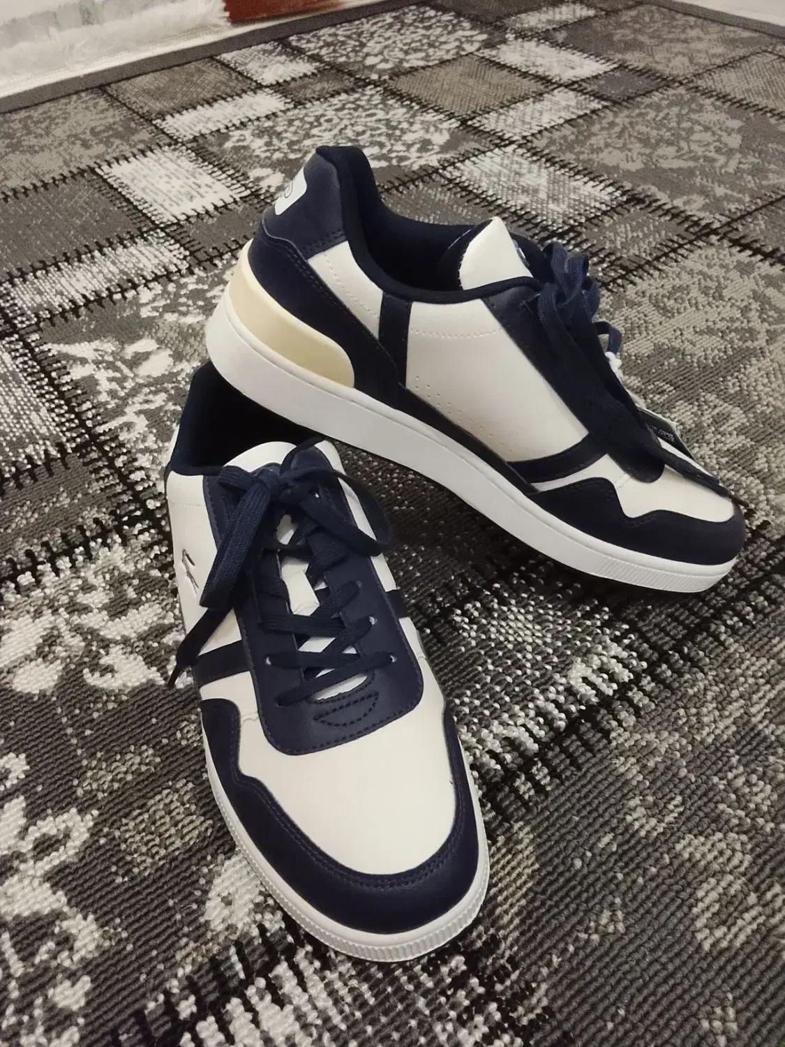 کتونی لاکوست|کیف، کفش، کمربند|تهران, سبلان (لشگر)|دیوار