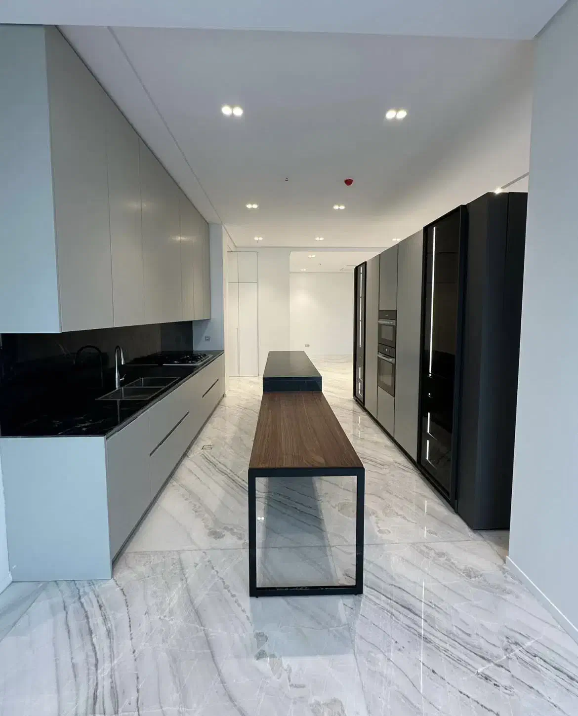 بلوارسجاد/۳۳۰ متر/حامد /سه جهت نور/مالک پول لازم|فروش آپارتمان|مشهد, سجاد شهر|دیوار