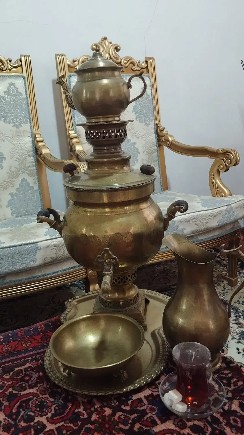 سماور زغالی|کلکسیون اشیاء عتیقه|قم, حاج زینل|دیوار