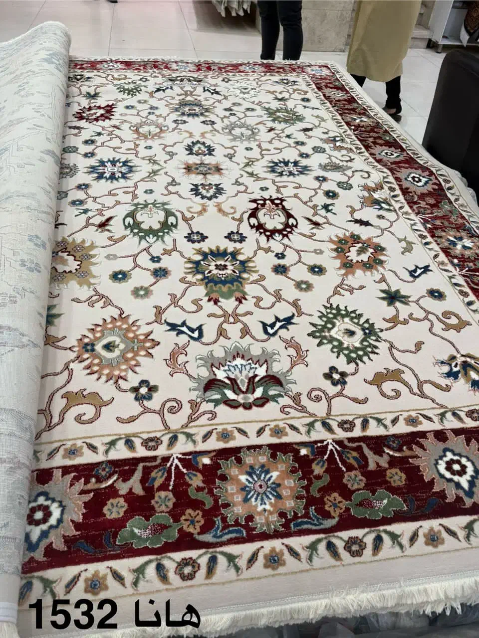 دستبافتی قرمز جدید|فرش|مشهد, امام خمینی|دیوار