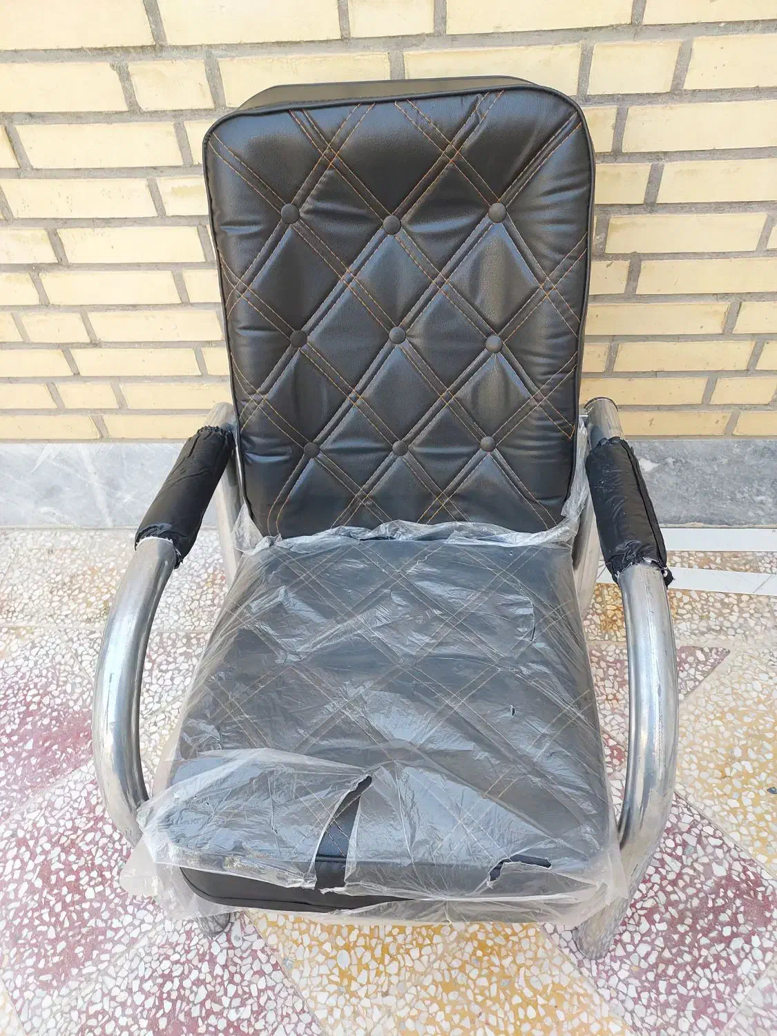 صندلی چرم اداری|صندلی و نیمکت|بهبهان, |دیوار