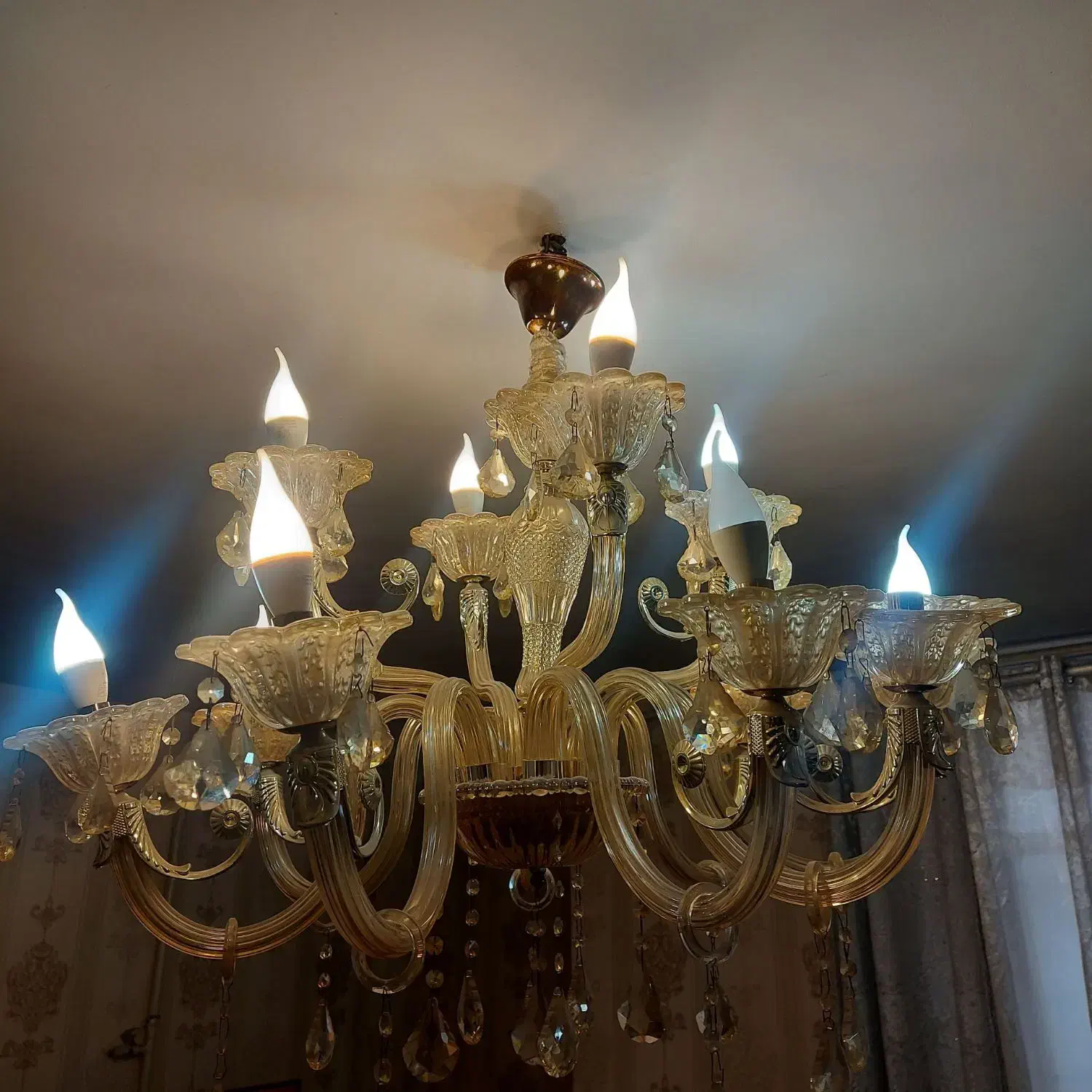 لوستر ۱۲ شاخه|لوستر و چراغ آویز|اسلام‌شهر, شهرک مفیدی|دیوار