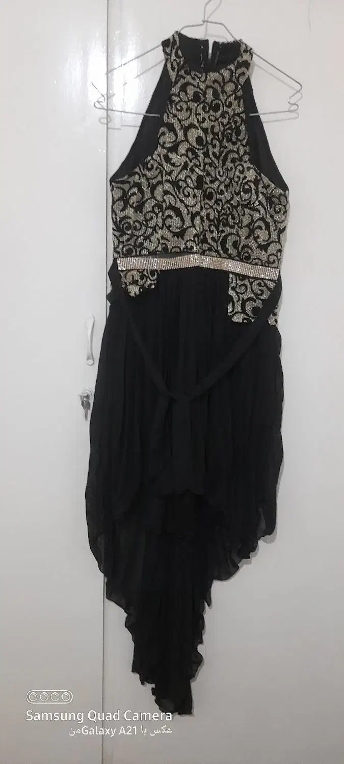 لباس مجلسی|لباس|باغستان, |دیوار