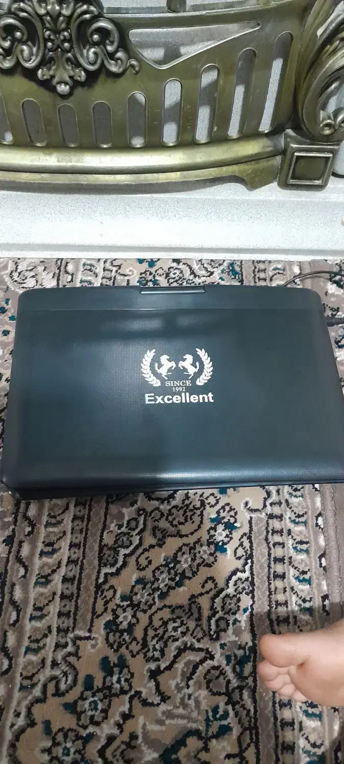 ایکسترییم|پخش‌کننده DVD و ویدیو|رباط‌کریم, رباط‌کریم|دیوار