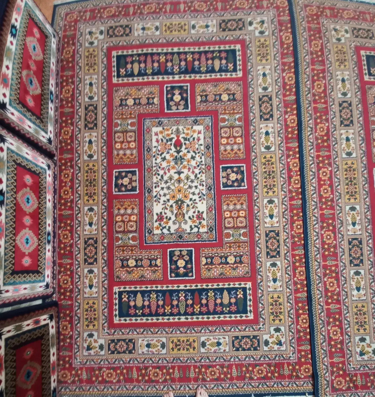 فرش و پشتی|فرش|کرمانشاه, |دیوار