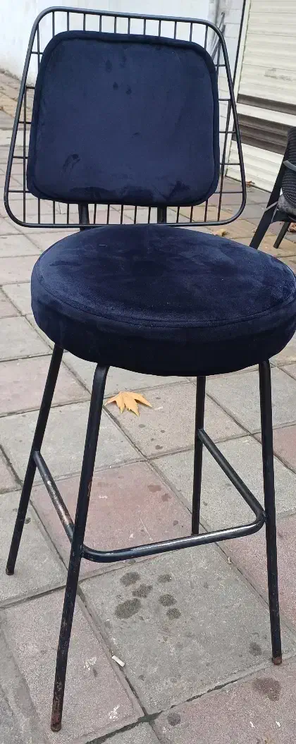 صندلی پایه دار|صندلی و نیمکت|رشت, معلم|دیوار