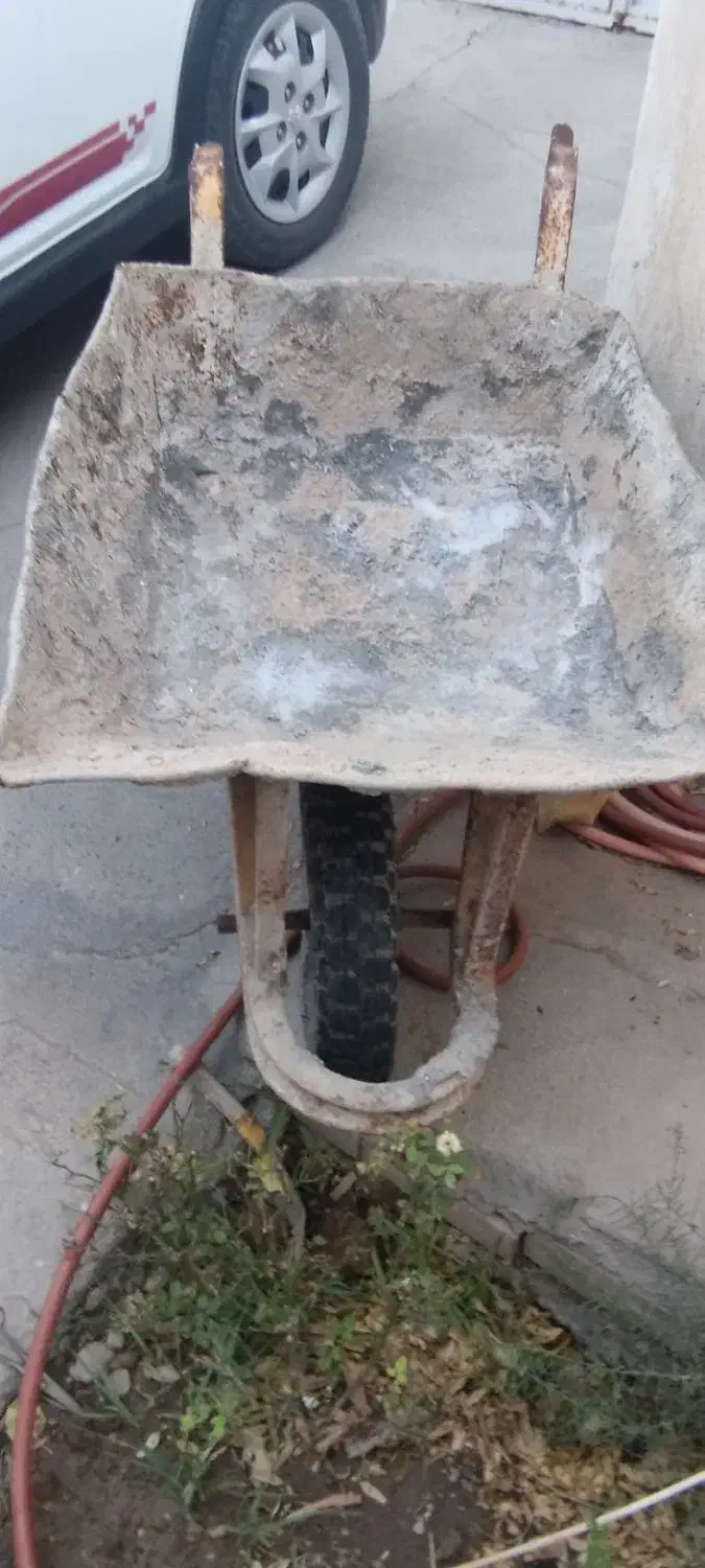 فرقون و لوازم بنایی|مصالح و تجهیزات ساختمان|ملک‌آباد, |دیوار