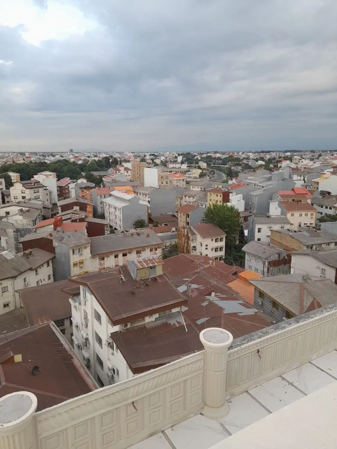 مغازه ۱۶متری/مطهری راسته مسگرا/نقد وتهاتر|فروش مغازه و غرفه|رشت, بازار|دیوار