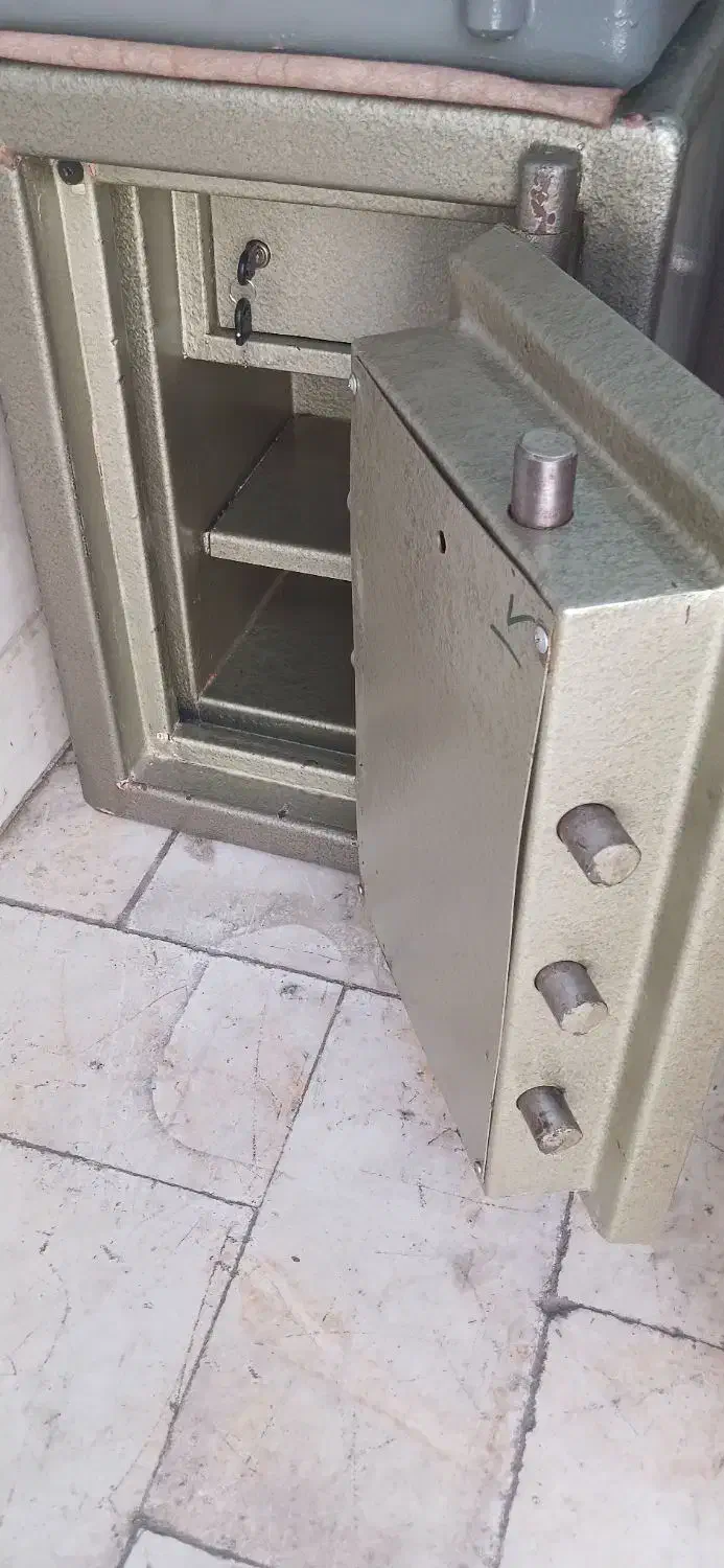 گاوصندق نسوز ضددیلم واقعی درحد نو|ابزارآلات|تهران, آهنگ|دیوار