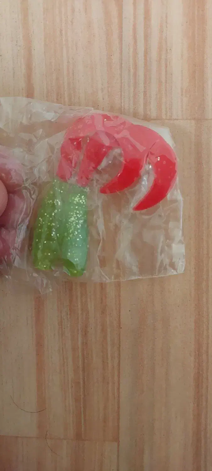 تعدادی لوازم ماهیگیری لانسه و قلاب و چرخ ماهیگیری|ماهیگیری|کرج, شاهین‌ویلا|دیوار