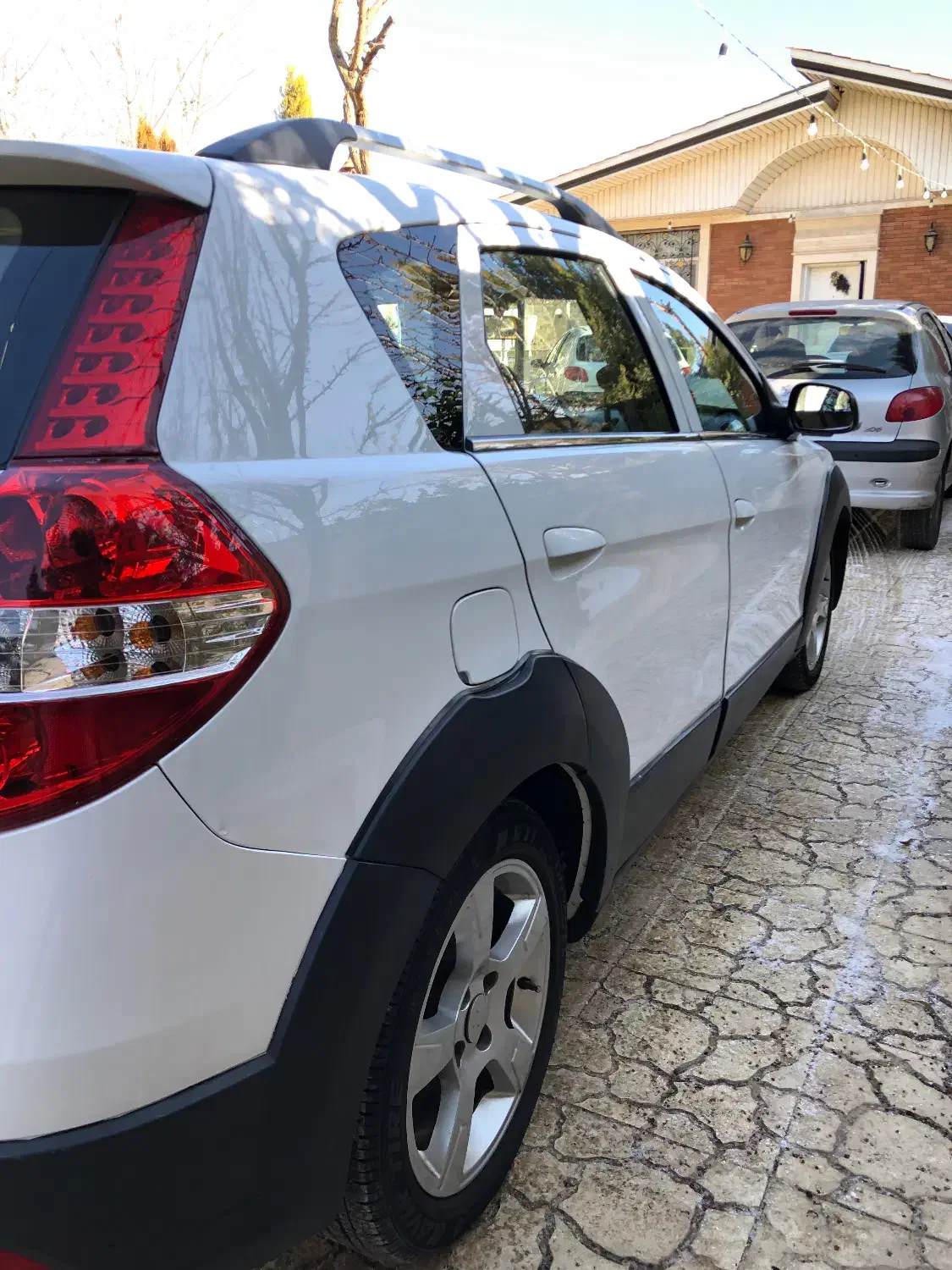 اچ سی کراس مدل ۹۸|خودرو سواری و وانت|تهران, ارم|دیوار