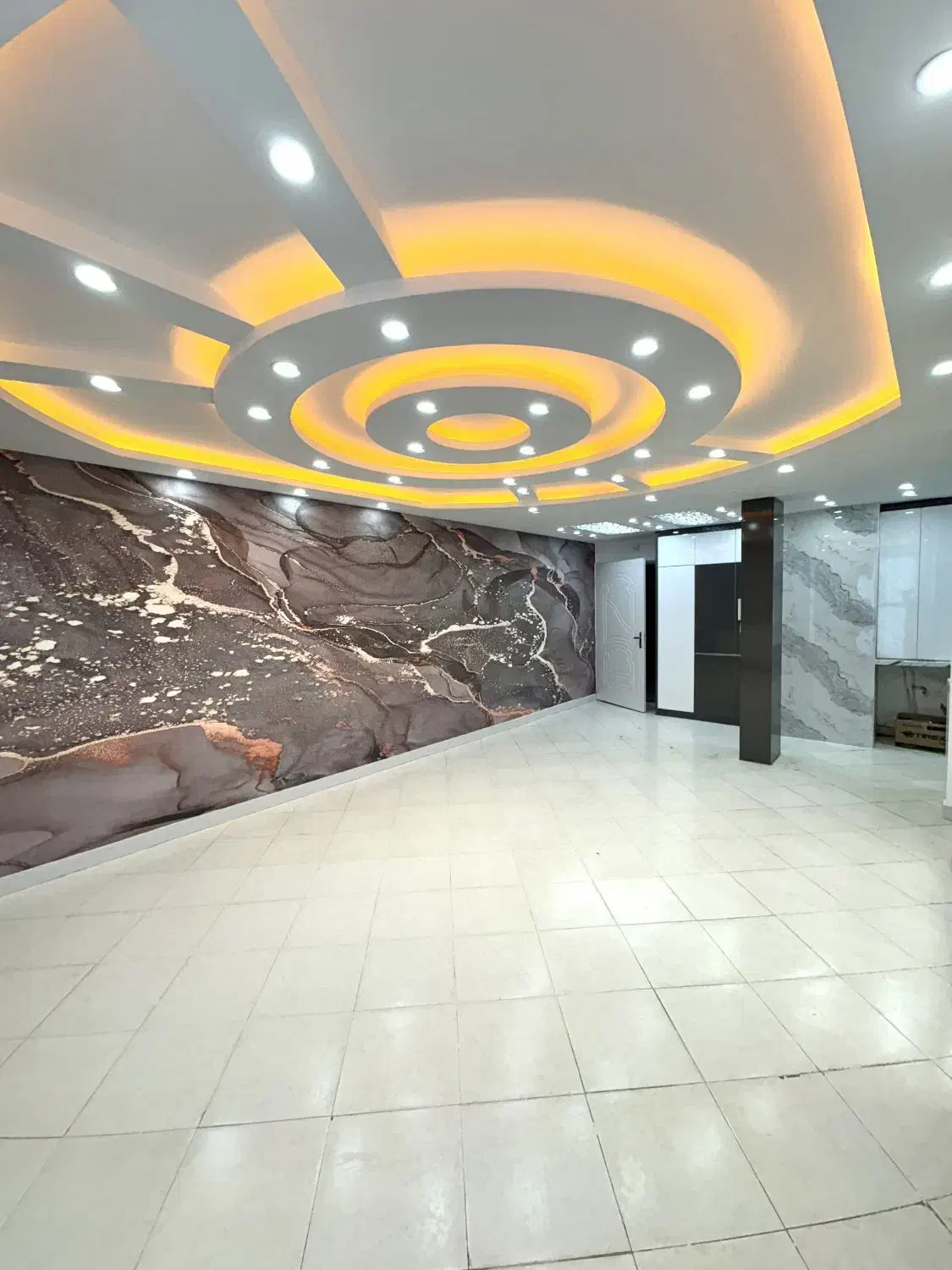 آپارتمان ۱۰۱متری/فول لاکچری/کلیدنخورده/لوکیشن عالی|فروش آپارتمان|پرند, فاز ۲|دیوار