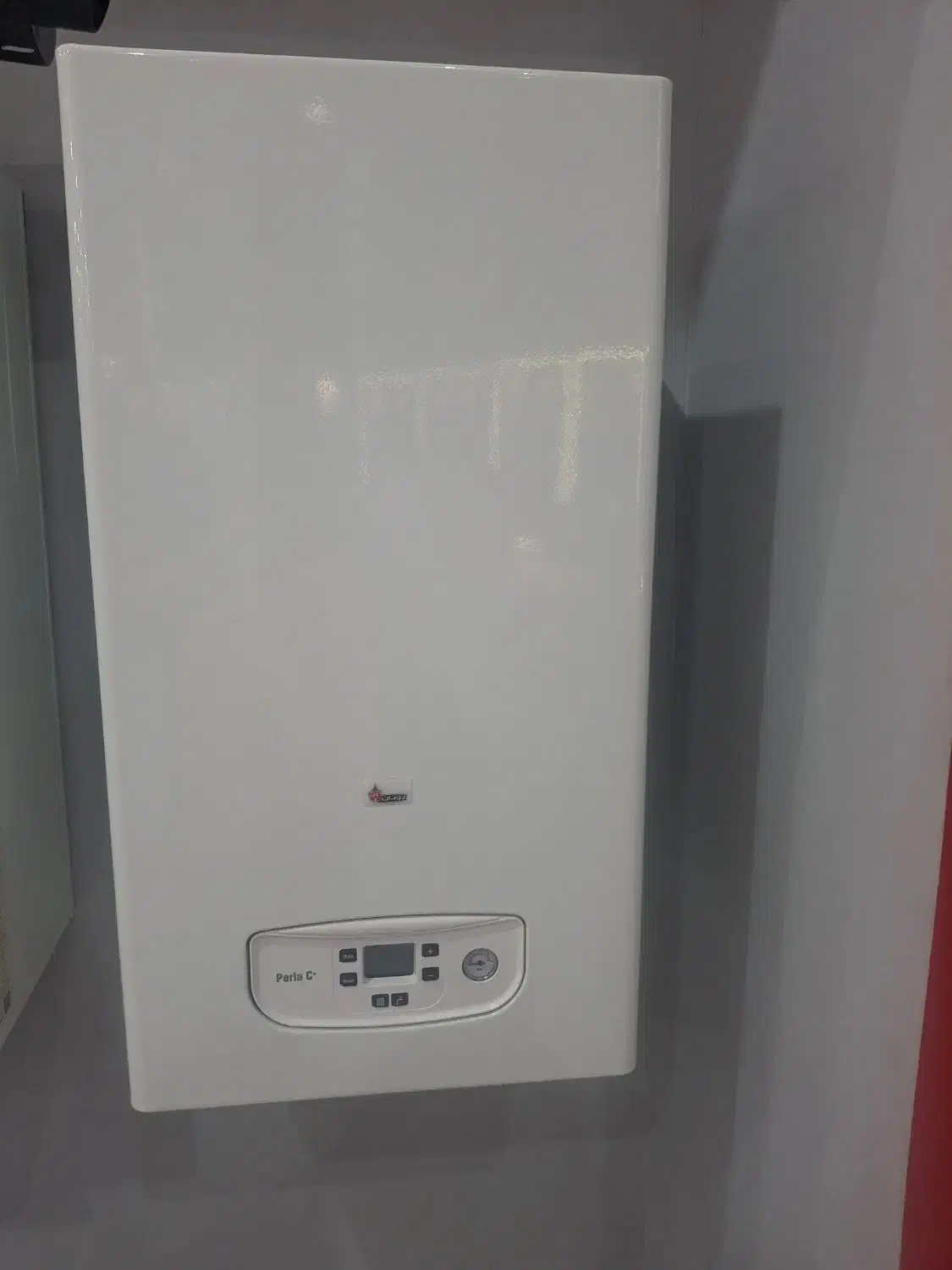 پکیچ بوتان. ایران رادیاتور. لورچ|آبگرمکن، پکیج، شوفاژ|هشتگرد, فاز ۲ مهستان|دیوار