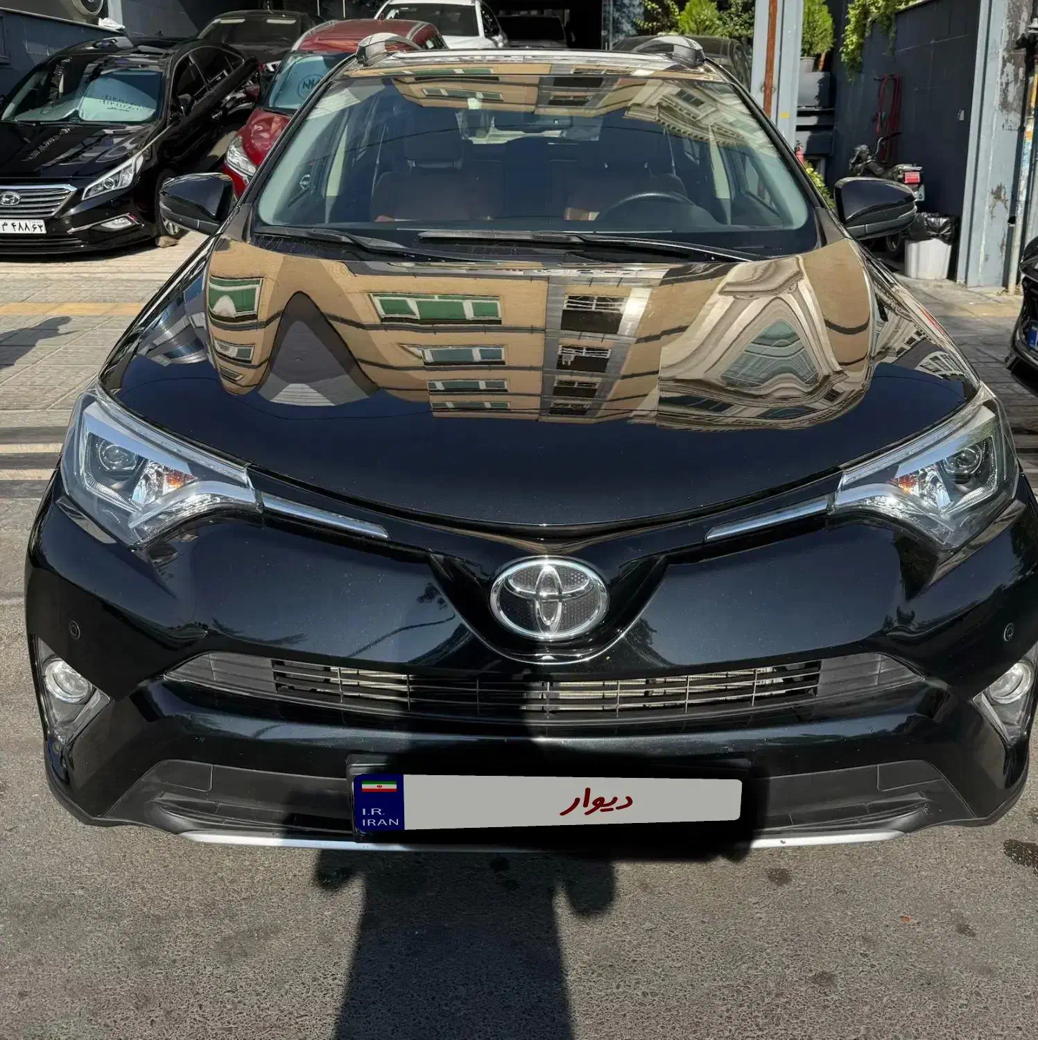 راوفور ۲۰۱۶ مشکی عمان|خودرو سواری و وانت|شیراز, عفیفآباد|دیوار