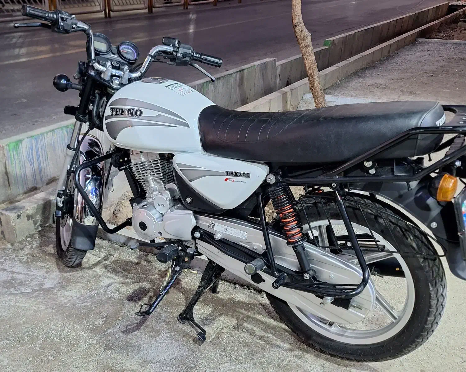 بوکسر تکنو 1404|موتورسیکلت|قم, باغ شازده|دیوار