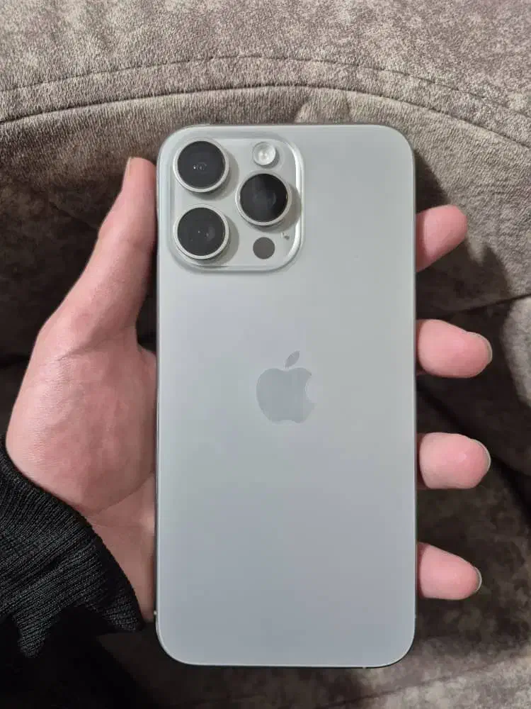 آیفون 15 پرو مکس در حد نو|موبایل|تهران, محمودیه|دیوار