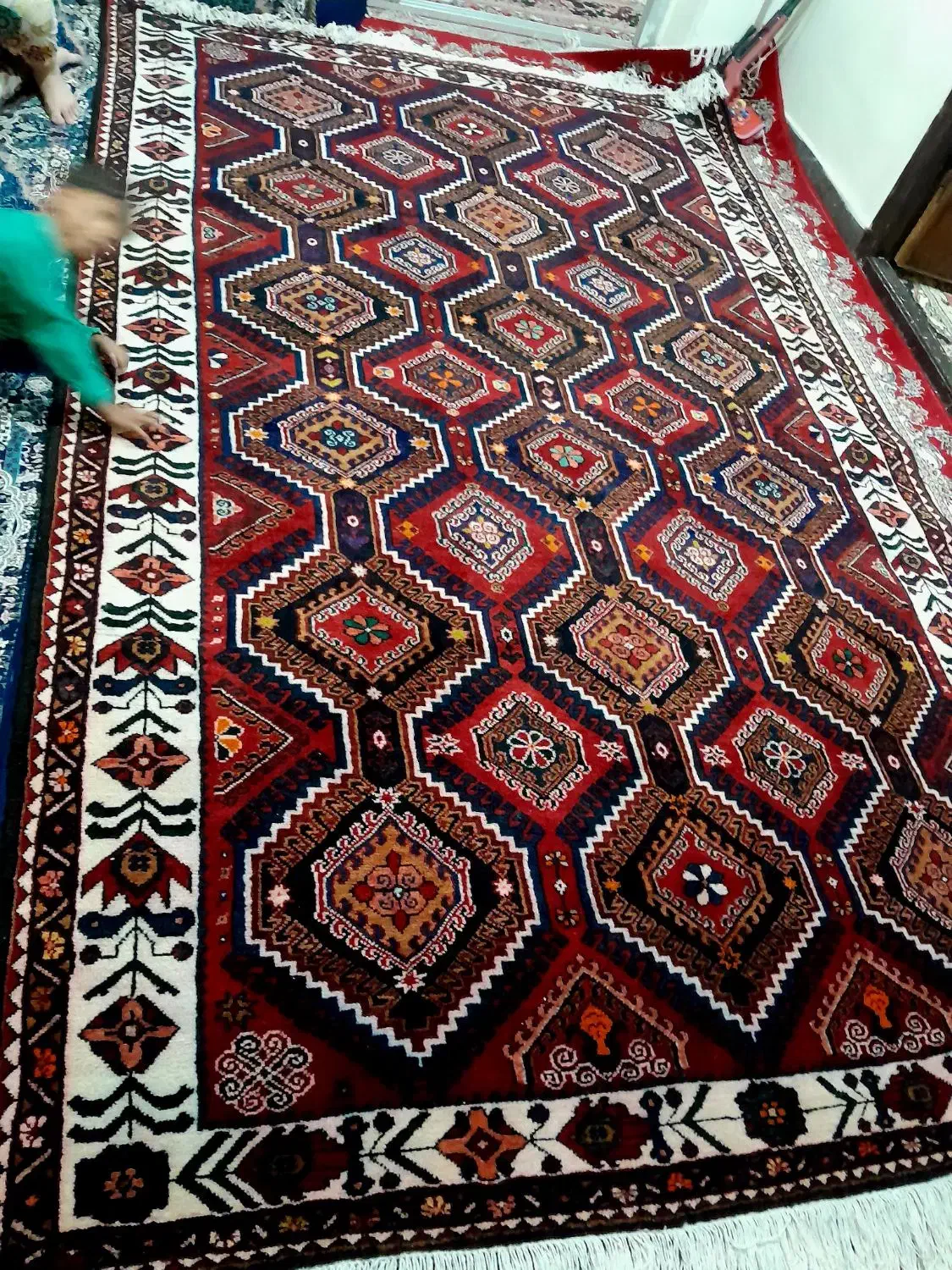 یک تخته فرش شش متری و چهارمتری دستبافت|فرش|شهرکرد, |دیوار