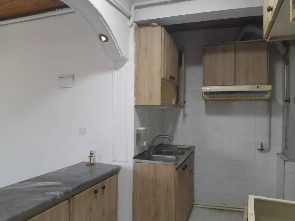 کابینت به همراه سینک و هود|جاکفشی، کمد، دراور|بندر انزلی, کوی واحدی|دیوار