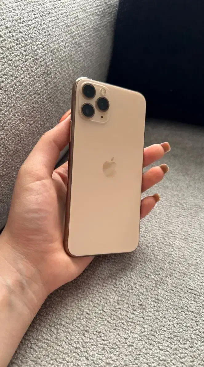 iPhone 11 pro zaa gold 256|موبایل|آق قلا, |دیوار