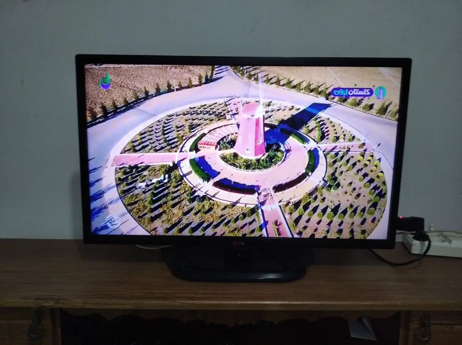 ال ای دی۳۲اینچ ال جی اصل کره فول اچ دی درحدآکبند|تلویزیون و پروژکتور|کرج, شهرک سهرابیه|دیوار
